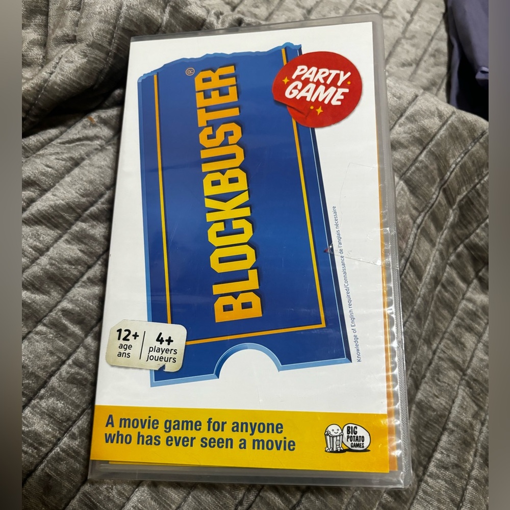 Blockbuster Party Game - Blue and Yellow